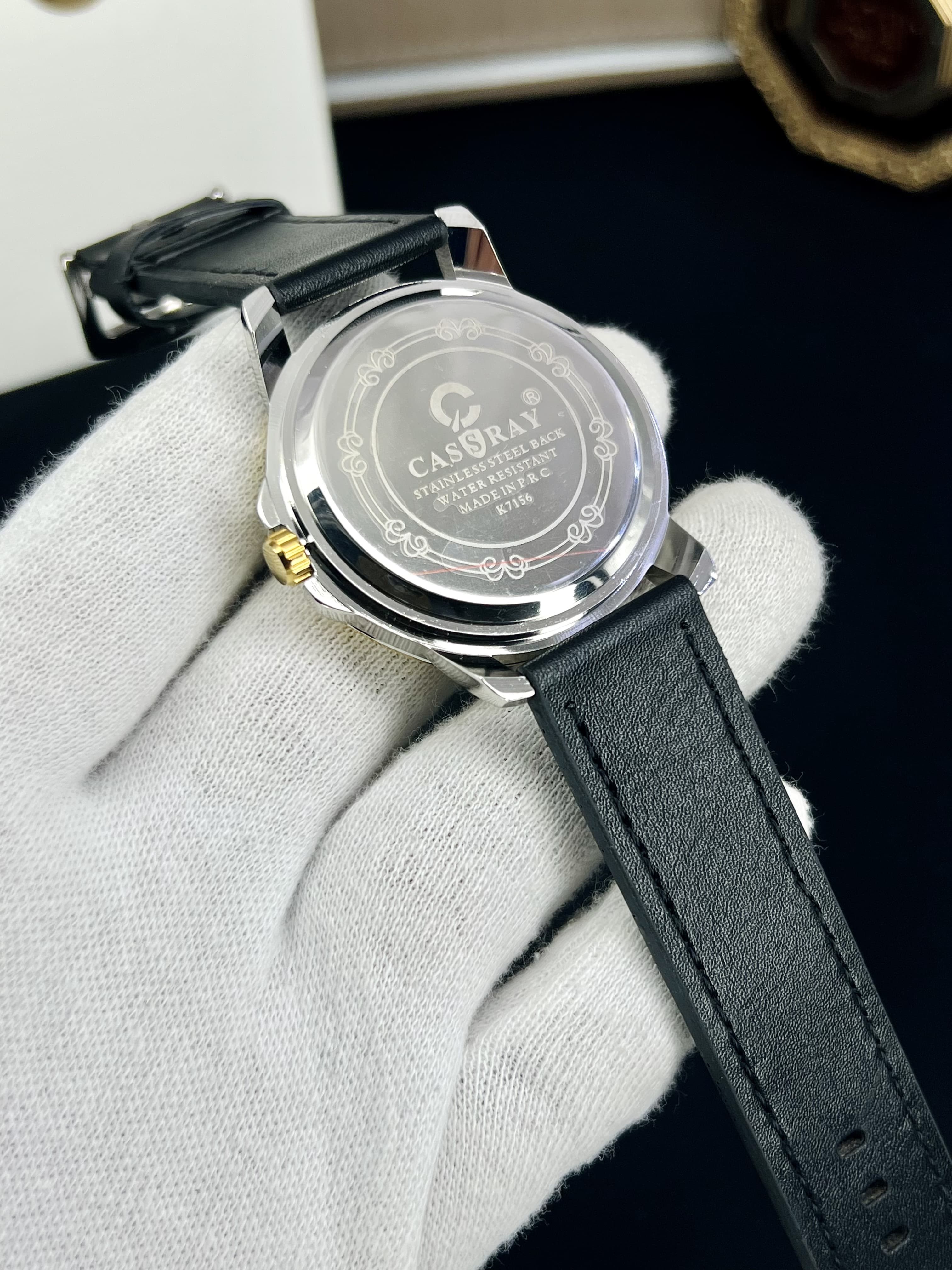 Cassray Classic Leather Men's Watch – Blue & Gold Edition